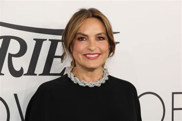Mariska Hargitay Plastic Surgery: H Argitay's Preference to Glowing Artificially or Embracing Naturally?