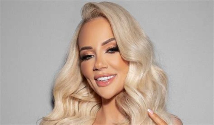 Married At First Sight Star Jessika Power Shares Swimsuit Video With Fans