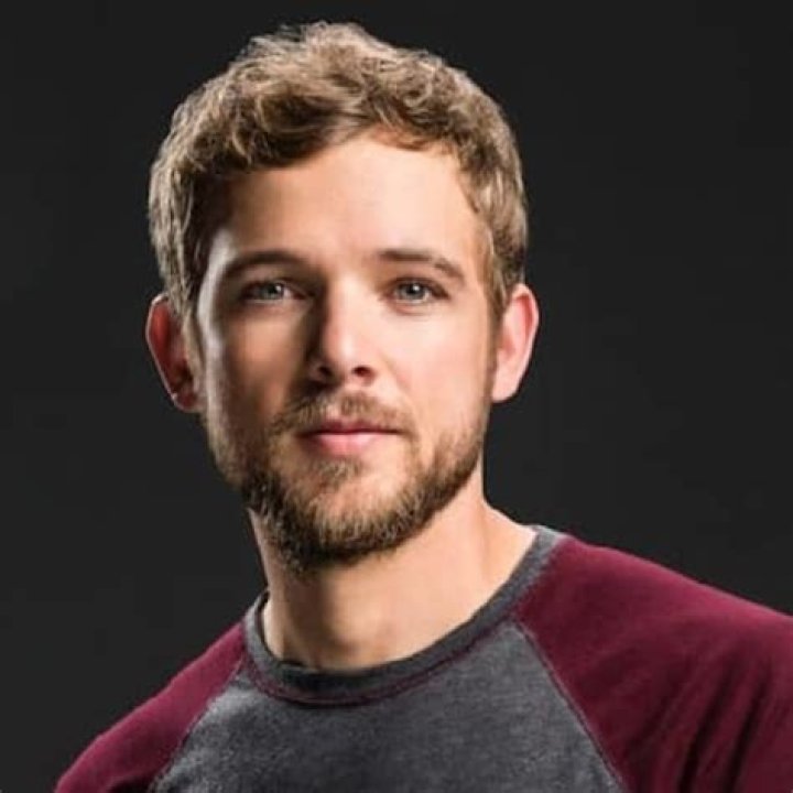 Max Thieriot Biography - Facts, Childhood, Family Life & Achievements