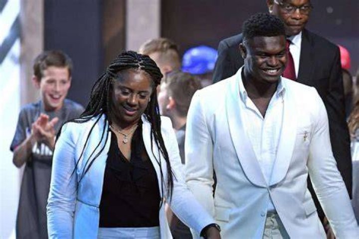 Meet Zion Williamson’s parents Lateef Williamson & Sharonda Sampson