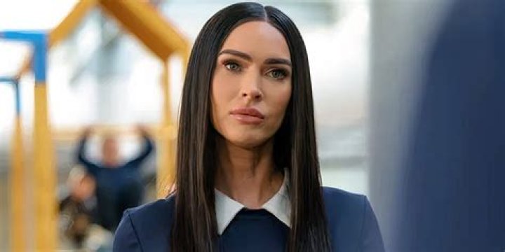 Megan Fox Becomes The Newest New Girl In Latest Teaser For Season 5