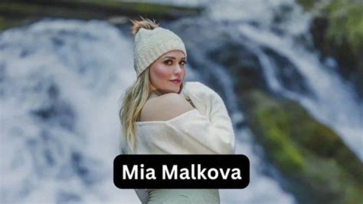 Mia Malkova Biography, age, height, boyfriend, OnlyFans, leaks, videos, pictures, Twitter