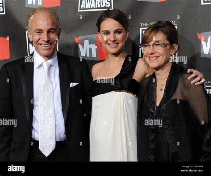 Natalie Portman parents: Avner Hershlag, Shelley Stevens