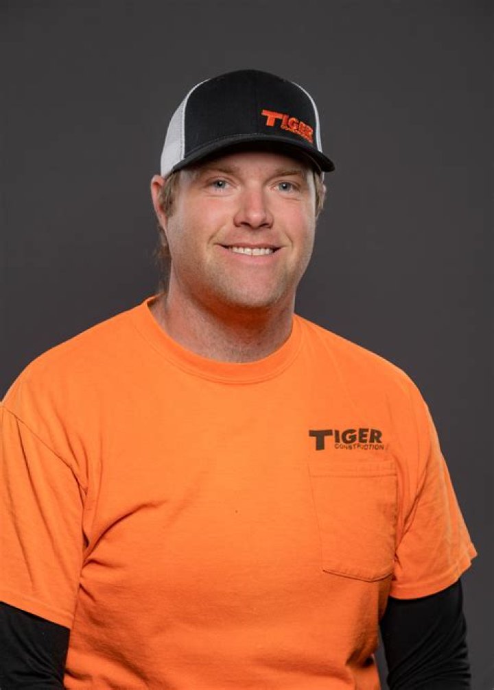 Nick Isenhart Dies in Car Accident, What happened? Tiger Construction