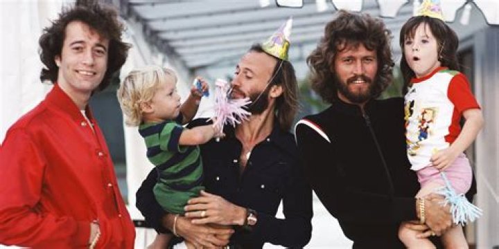 Nigel Gibbs children: Does Nigel Gibbs have children?