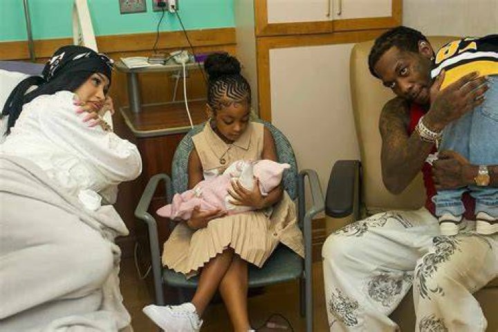 Offset Calling Cardi B ‘Day And Night’ Begging Her To Take Him Back – How Does She Feel About It?