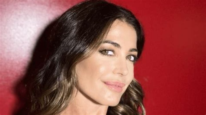 Pamela David in Bathing Suit Says "Thank You" — Celebwell