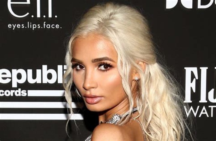 Pia Mia Shares Swimsuit Photo Getting "Vitamin Sea"
