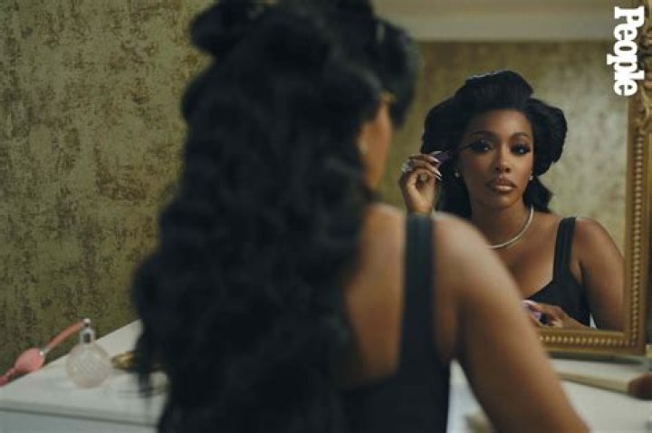 Porsha Williams Praises Her Man And Their Love – Check Out Her Video Here