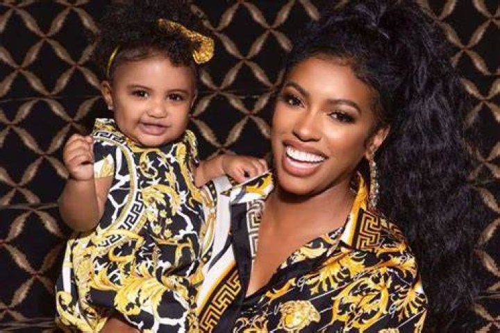 Porsha Williams Shows Fans Her Purpose And Leaves Them In Awe – Some Followers Bring Up Kenya Moore