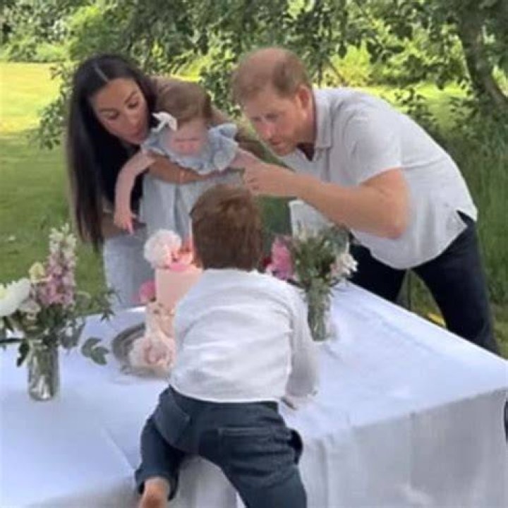 Prince William And Kate Middleton Congratulate Prince Harry And Meghan Markle On Welcoming Their Baby