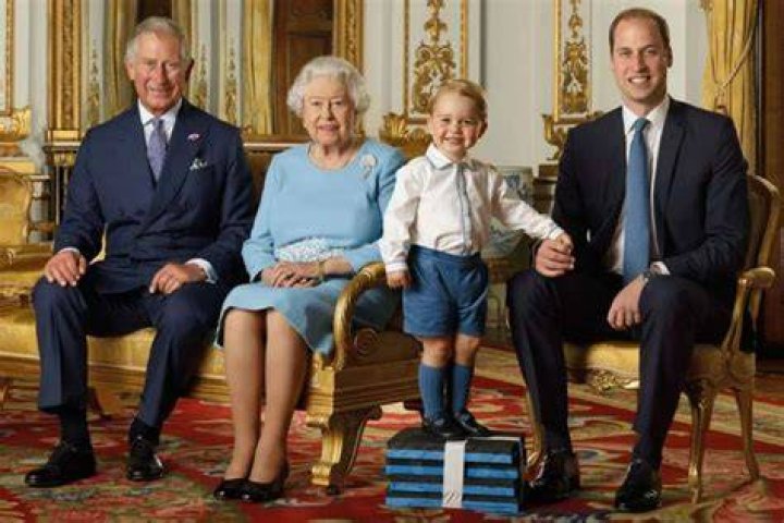 Queen Elizabeth ‘Gave Up’ On Prince Charles, Wants Prince William To Be King