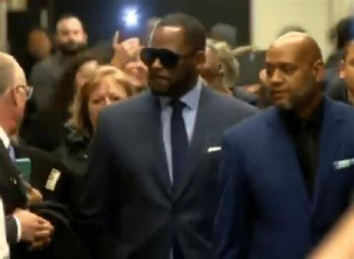 R. Kelly Back In Chicago Court Following Gayle King Interview — Owes $161,000 In Back Child Support, Says Reports