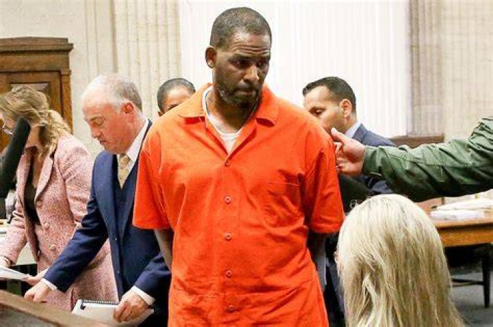 R. Kelly’s Lawyer Wrote A Letter To The Judge Before His Sentencing Claiming R. Kelly Is Destitute