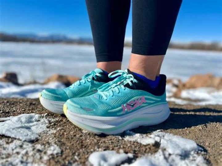 Rachel Bilson In Leggings and Hoka Sneakers Shares “The Bright Side”