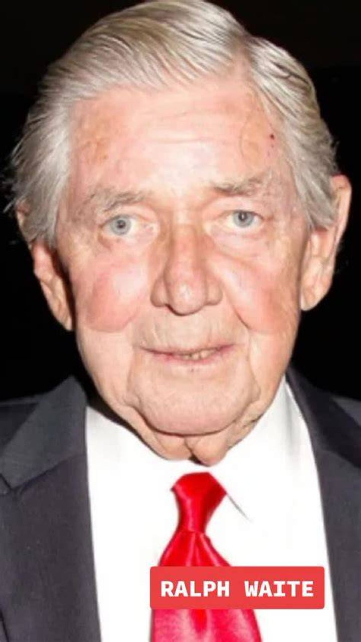 Ralph Waite Biography - Facts, Childhood, Family Life & Achievements