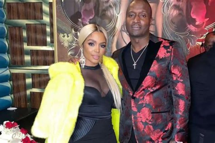 Rasheeda Frost Gets Some Tasty Treats From The Frost Bistro And Gushed Over Her Husband, Kirk Frost Amidst Fake Jail Rumors