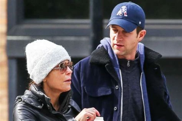 ‘RHONY’ Star Bethenny Frankel Enjoys A Healing Retreat With Her BF Paul Bernon After He Saved Her Life