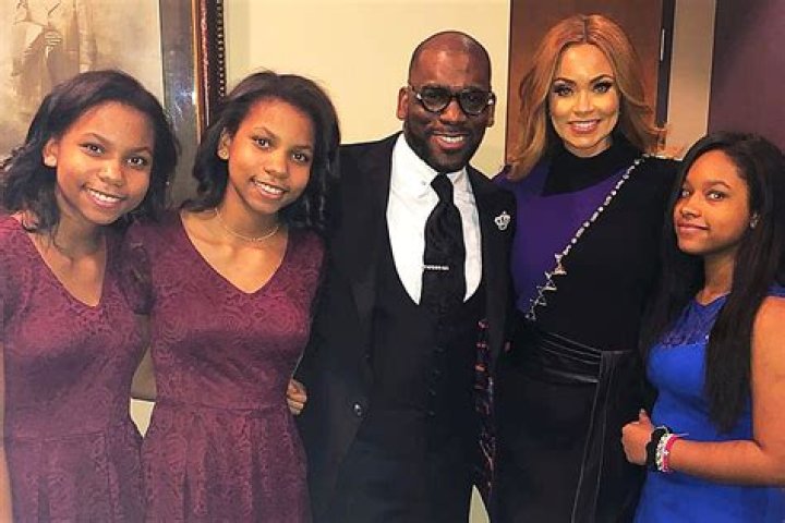 RHOP: Pastor Jamal Bryant Is Addressing Those Rumors That He’s Faking His Reunion With Gizelle Bryant For A Storyline