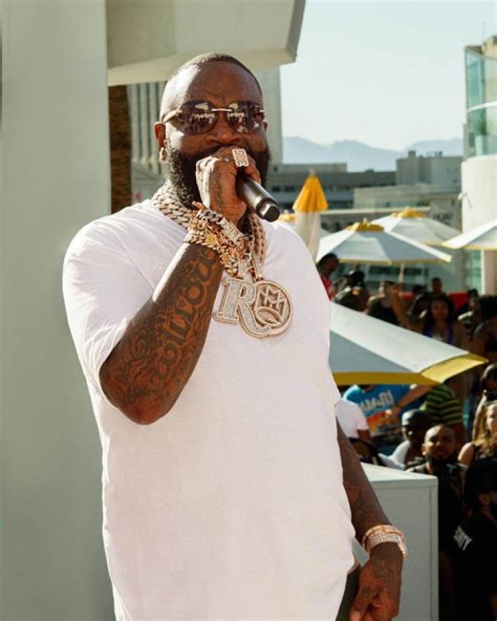 Rick Ross Biography - Childhood, Life Achievements & Timeline