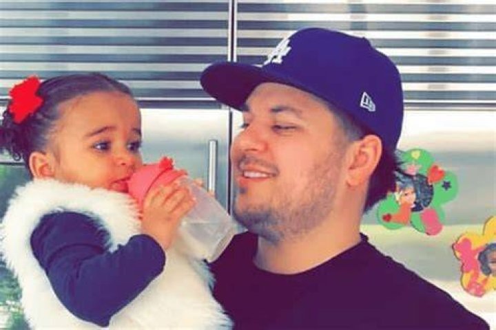 Rob Kardashian Reportedly Plans To Come Back To KUWK Amidst Alexis Skyy Romance And Summer Bunni Feud