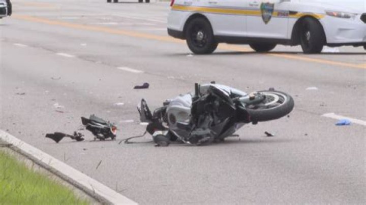 Robin Rodriguez Died in deadly motorcycle accident. LISD Police Officer