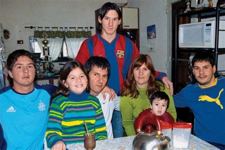 Rodrigo Chaves parents and siblings: Who are they?