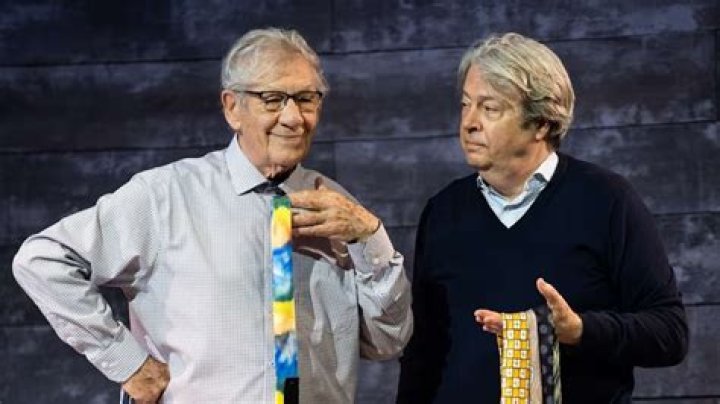 Roger Allam career earnings, salary and net worth