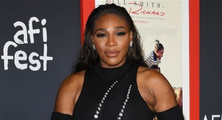 Serena Williams in Bathing Suit Does “Underwater Training” — Celebwell