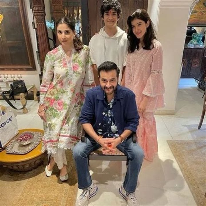 Shanaya Kapoor Age, Height, Father, Wiki, Biography