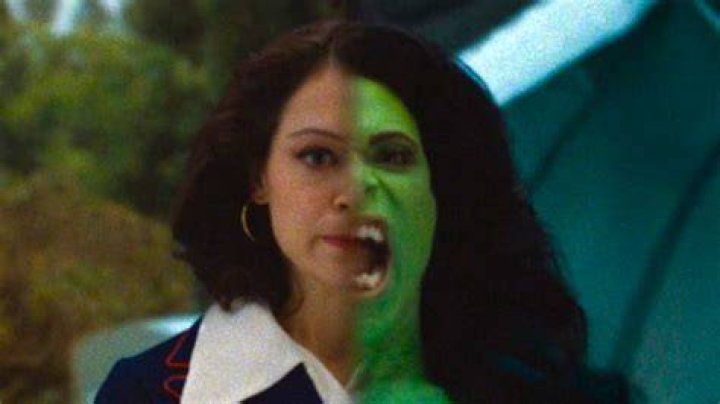‘She-Hulk’ fans adore the hilarious opening paying homage to the 70s Hulk show