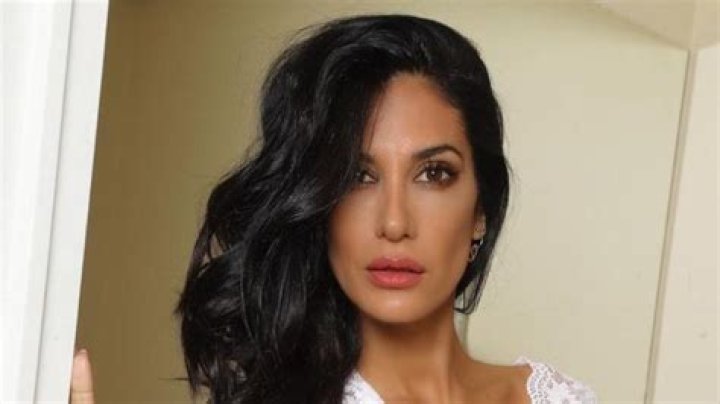 Silvina Escudero in Bathing Suit is on her "Honeymoon" — Celebwell