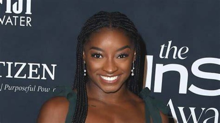 Simone Biles in Bathing Suit “Never Met a Beach I Didn’t Like" — Celebwell