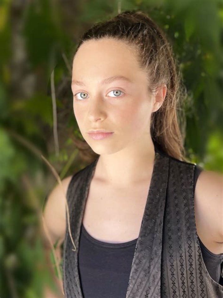 Sofia Rosinsky Archives - Celebrities: Wiki, Age, Height, Net Worth, Relationship