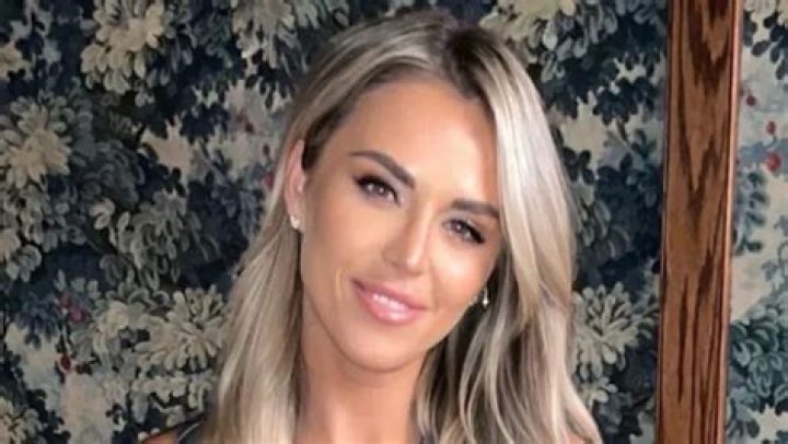 Southern Charm's Olivia Flowers Shares Swimsuit Selfie