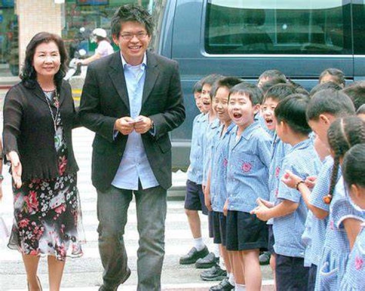 Steve Chen Biography - Facts, Childhood, Family Life & Achievements
