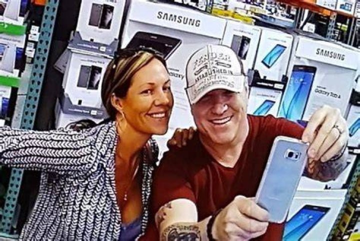 Steve Harwell Wiki, Obituary, Age, Fiancée, Wife, Kids, Net Worth and More