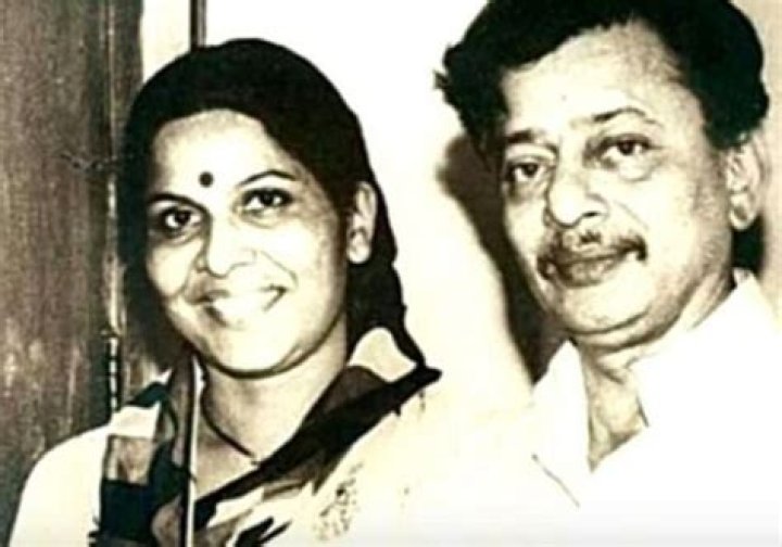 Sulochana Latkar family, husband, children, parents, siblings