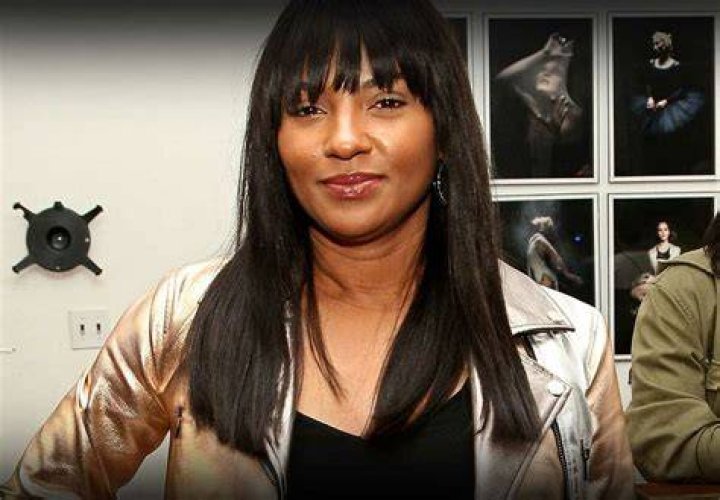Tara Wallace Biography - Facts, Childhood, Family Life & Achievements