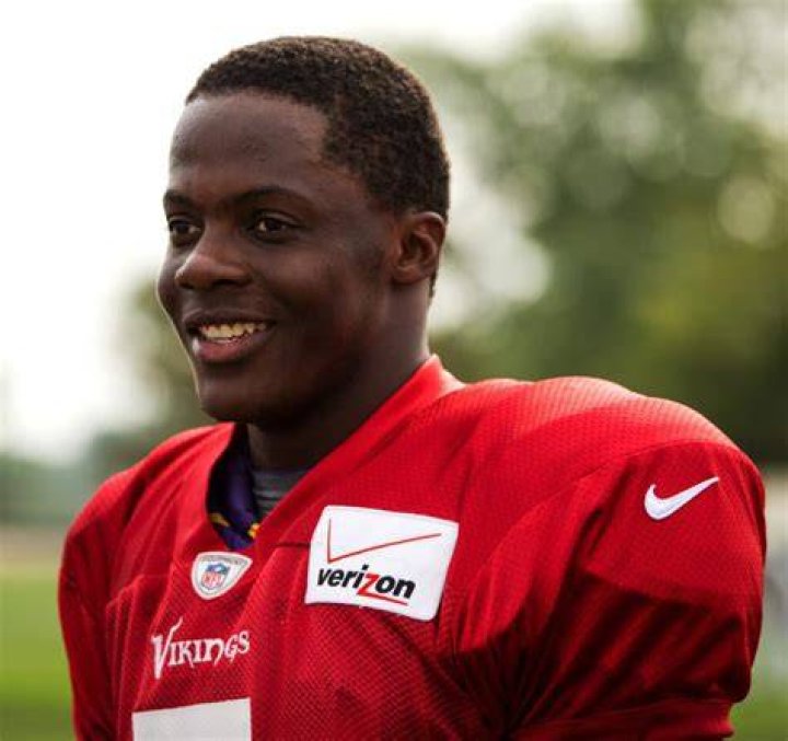 Teddy Bridgewater profile, bio, birthday, wife, kids, contract, salary, net worth