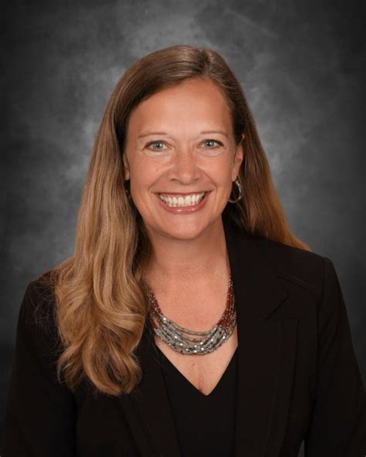 Teresa Leatherbarrow Dies of Cancer, education advocate at Williamsville Central School