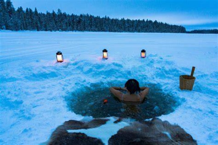 The Star in Bathing Suit Takes "Cold Plunge"