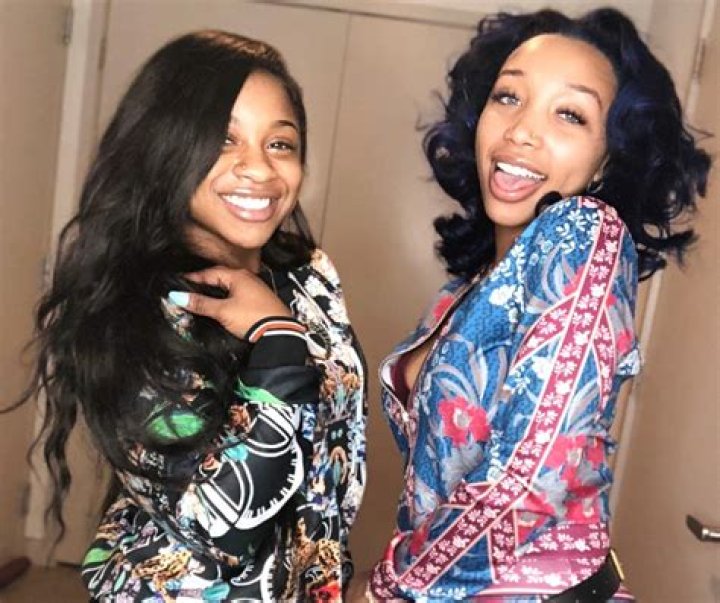 Tiny Harris’ Daughter, Zonnique Pullins Shares New Pics, Showing Off Massive Cleavage And New Red Hair – People Are Surprised That YFN Lucci Liked Her Post