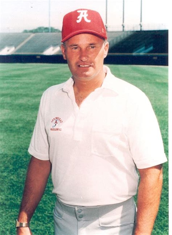 Tom Taraska Dies in Accident: Graduate of Hale and a Wisconsin Coaching Icon