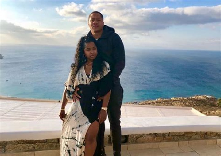 Toya Johnson Poses With Her Handsome Fiance, Robert Rushing And Their Daughter At The Latest Successful ‘Weight No More’ Event