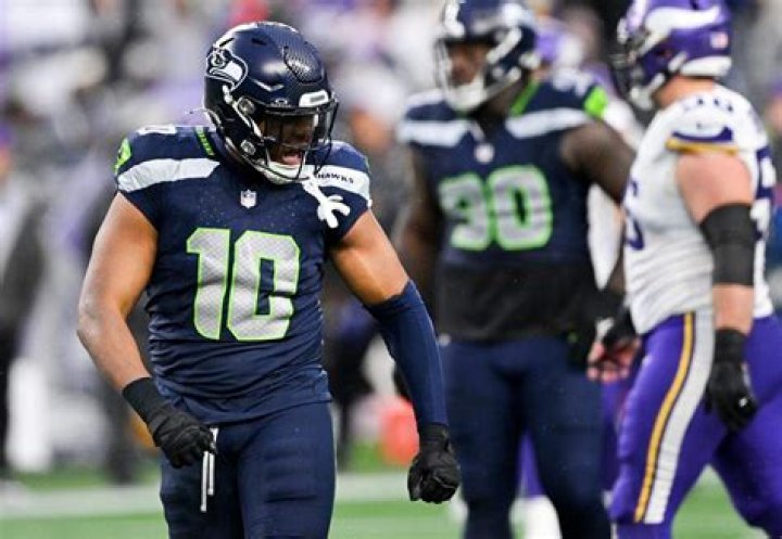 Uchenna Nwosu contract, salary and net worth explored