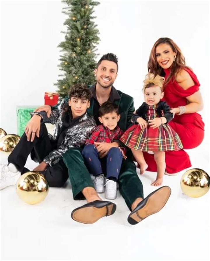 Valencia Budijanto family, boyfriend, children, parents, siblings