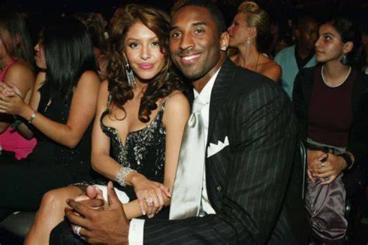 Vanessa Bryant Shares Photo Of Unharmed Kobe/Gianna Mural Amid LA Protests