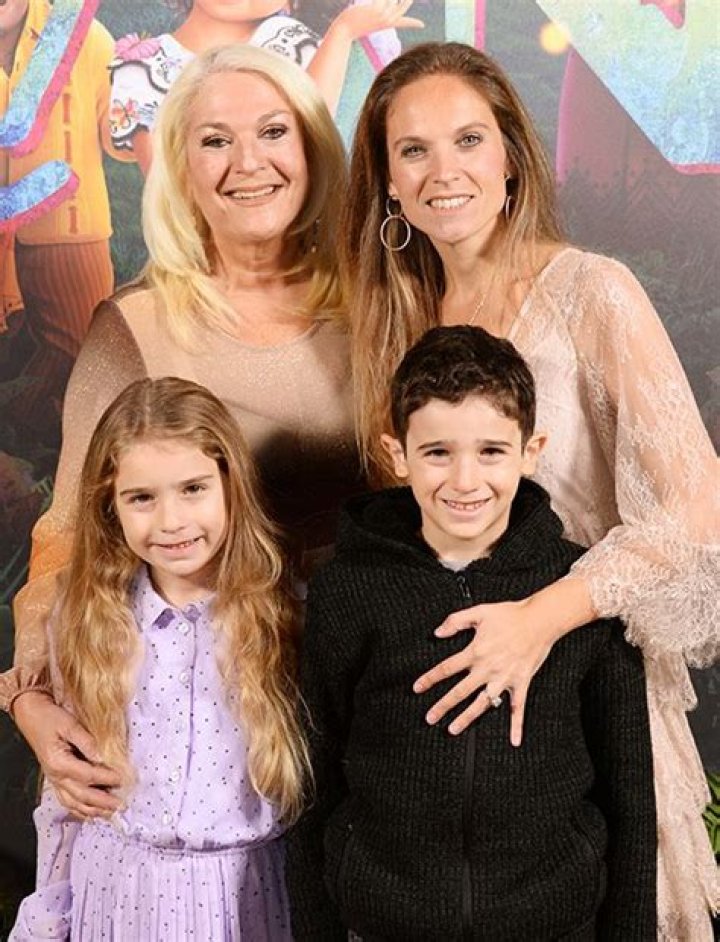 Vanessa Feltz children: Allegra Kurer, Saskia Kurer