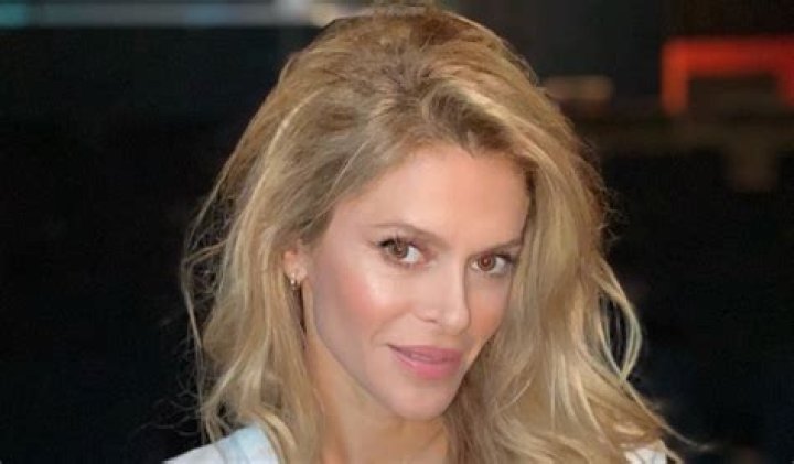 Vanina Escudero in Bathing Suit Has a "Sunday Day" — Celebwell